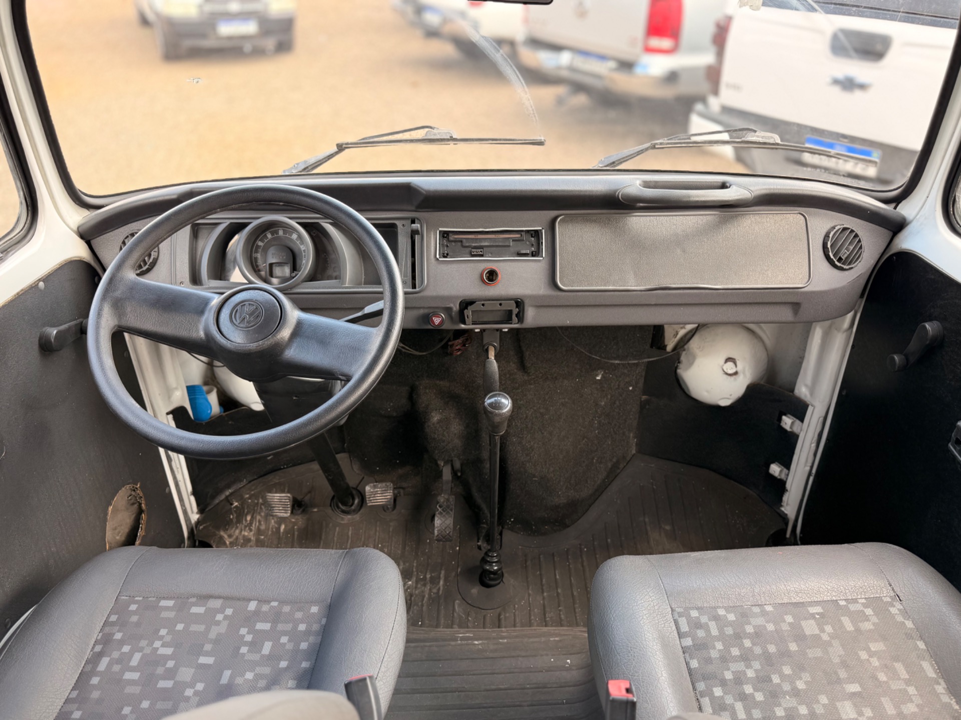 Volkswagen Kombi Furgão 1.4 Mi Total Flex 8V - foto 7