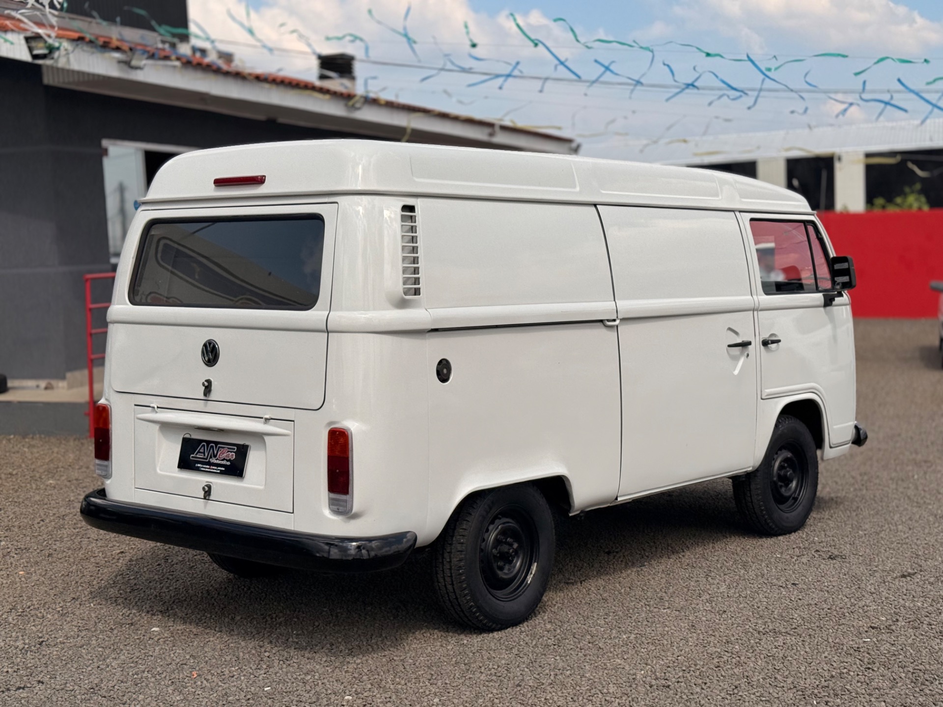 Volkswagen Kombi Furgão 1.4 Mi Total Flex 8V - foto 6