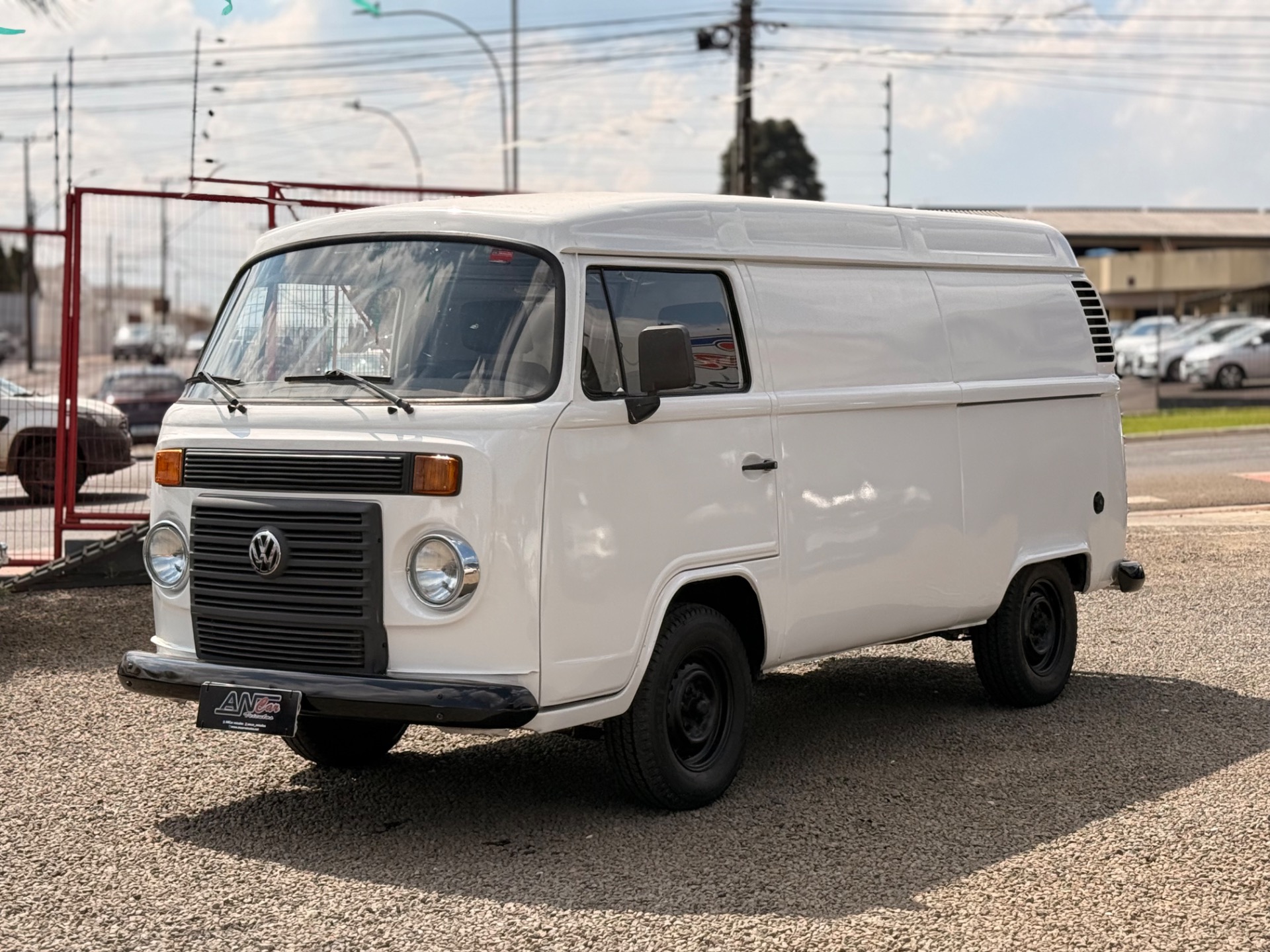 Volkswagen Kombi Furgão 1.4 Mi Total Flex 8V - foto 3