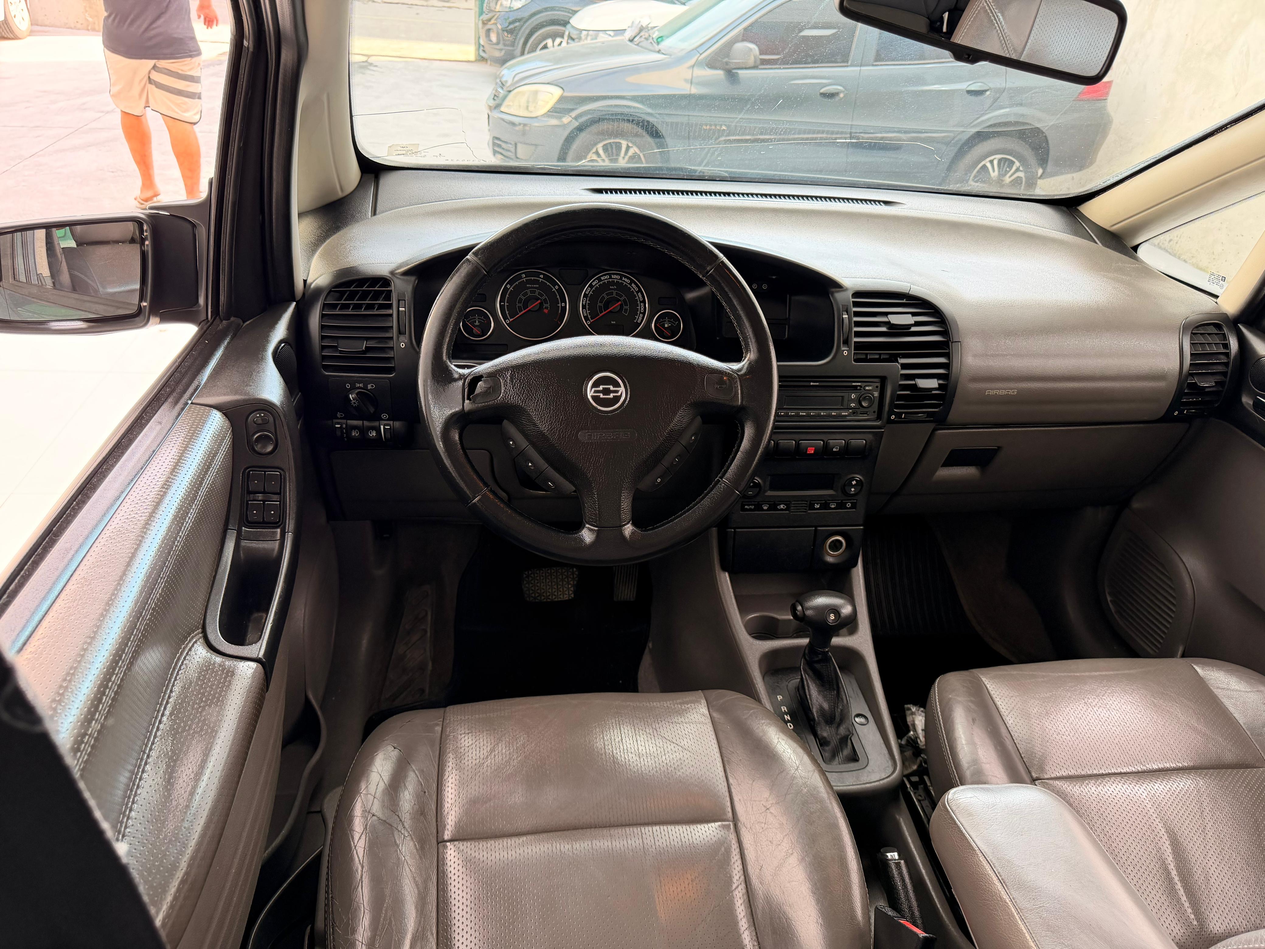 Chevrolet Zafira Collection 2.0 Flexpower 8V Aut. - foto 5