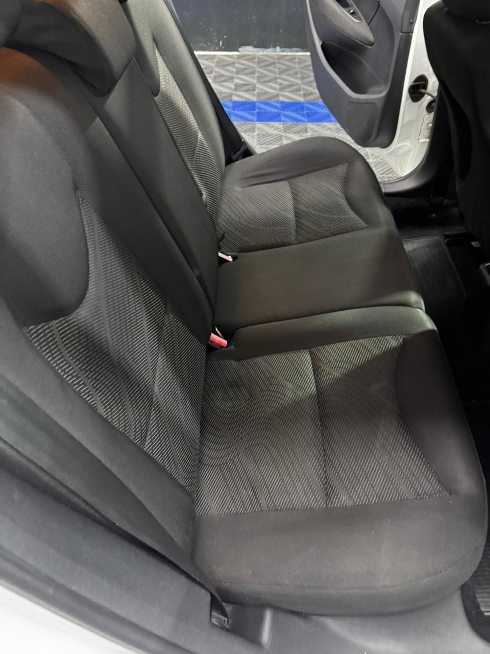 Peugeot 308 Active 1.6 Flex 16V 5P Mec. - foto 17