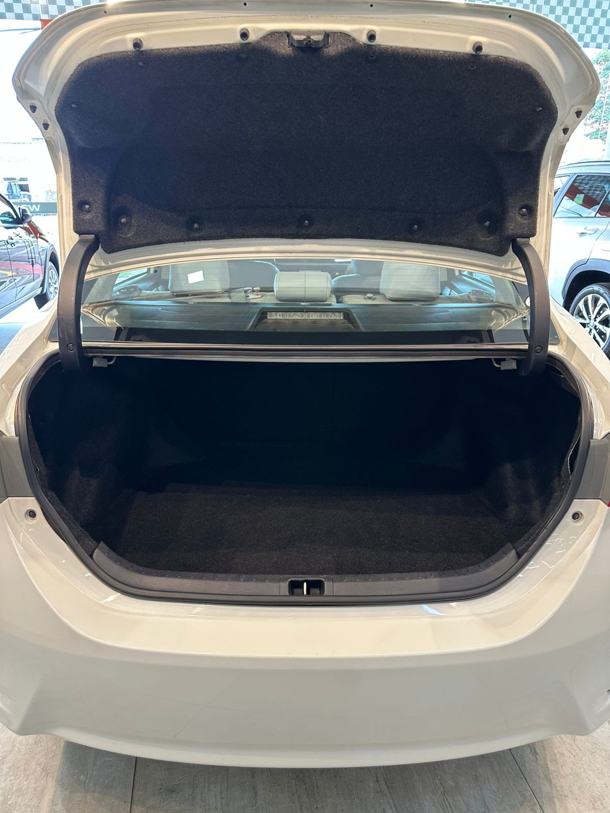 Toyota Corolla XEi 2.0 Flex 16V Aut. - foto 8