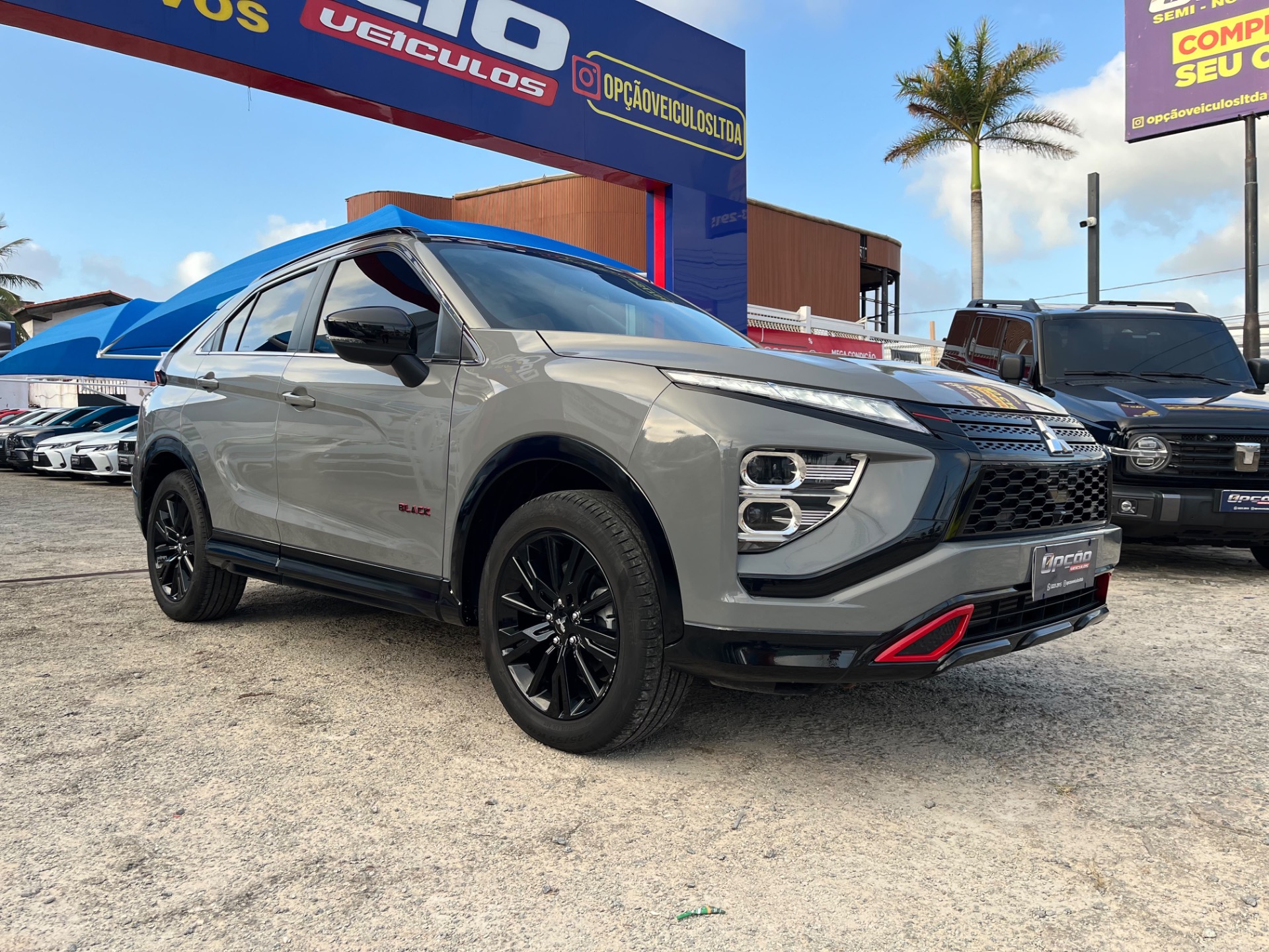 Mitsubishi Eclipse Cross Cross Hpe Black 1.5 16V Tb 165cv Aut. - foto 3