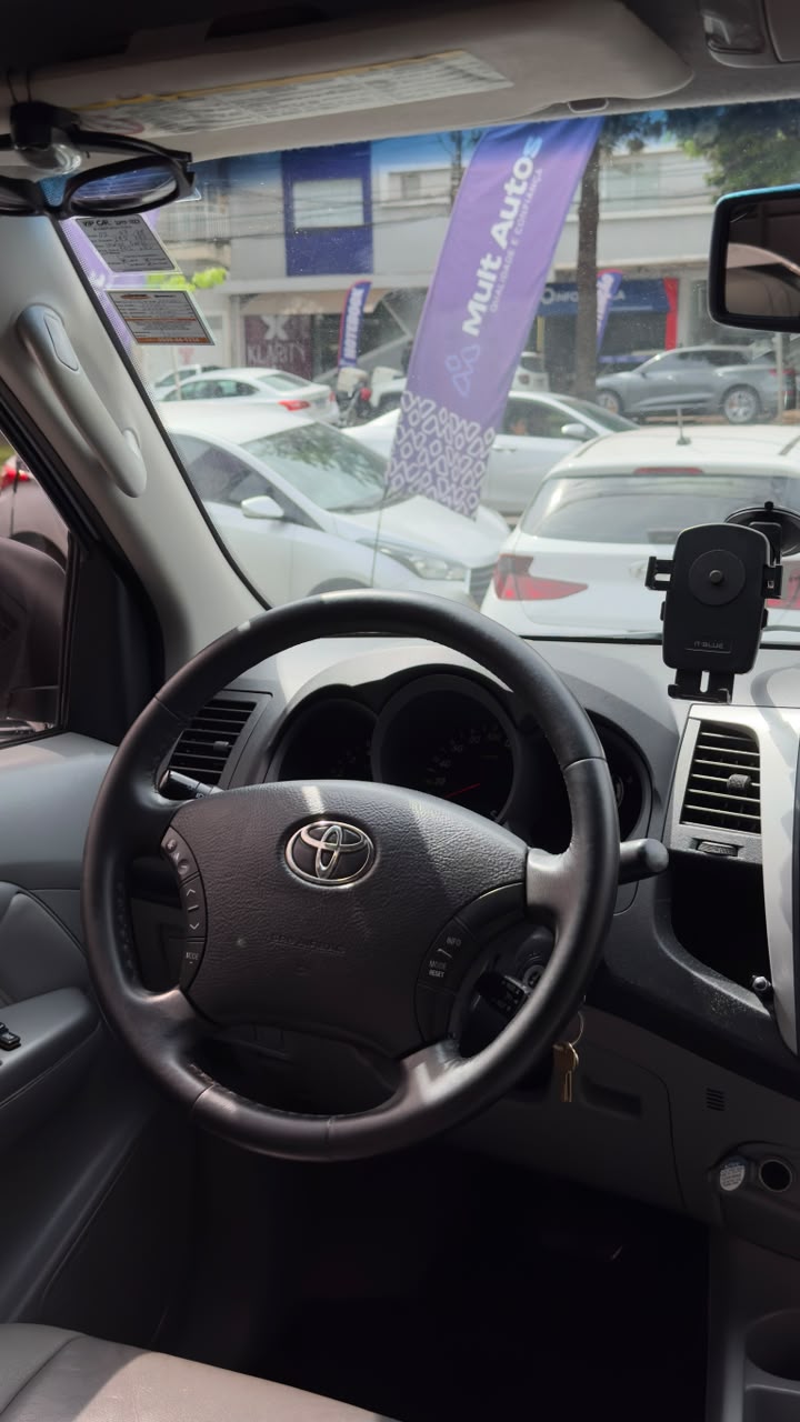 Toyota Hilux Cd Srv D4 D 4X4 3.0 TDI Diesel Automático - foto 7
