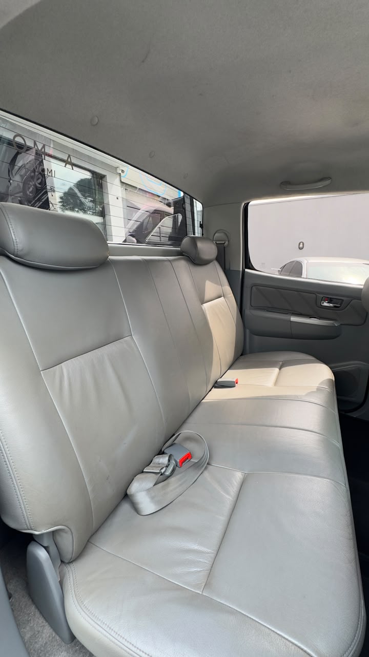 Toyota Hilux Cd Srv D4 D 4X4 3.0 TDI Diesel Automático - foto 6