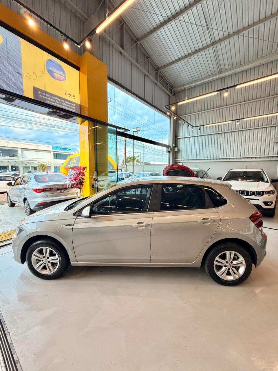 Volkswagen Polo Comfort. 200 TSI 1.0 Flex 12V Aut. - foto 16