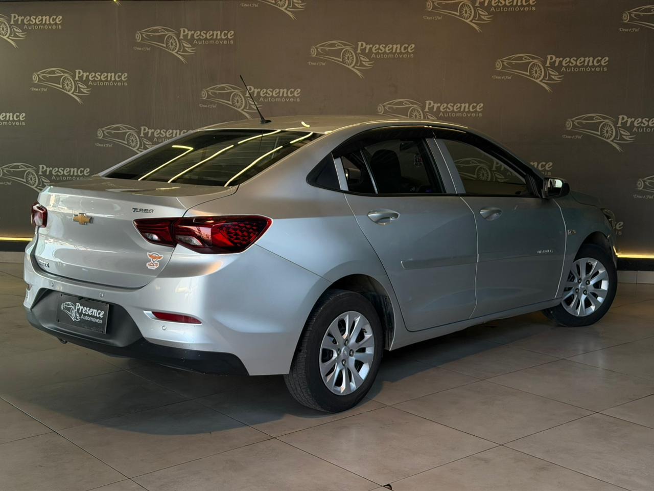 Chevrolet Onix Plus Plus 1.0 12V Tb Flex Aut. - foto 5