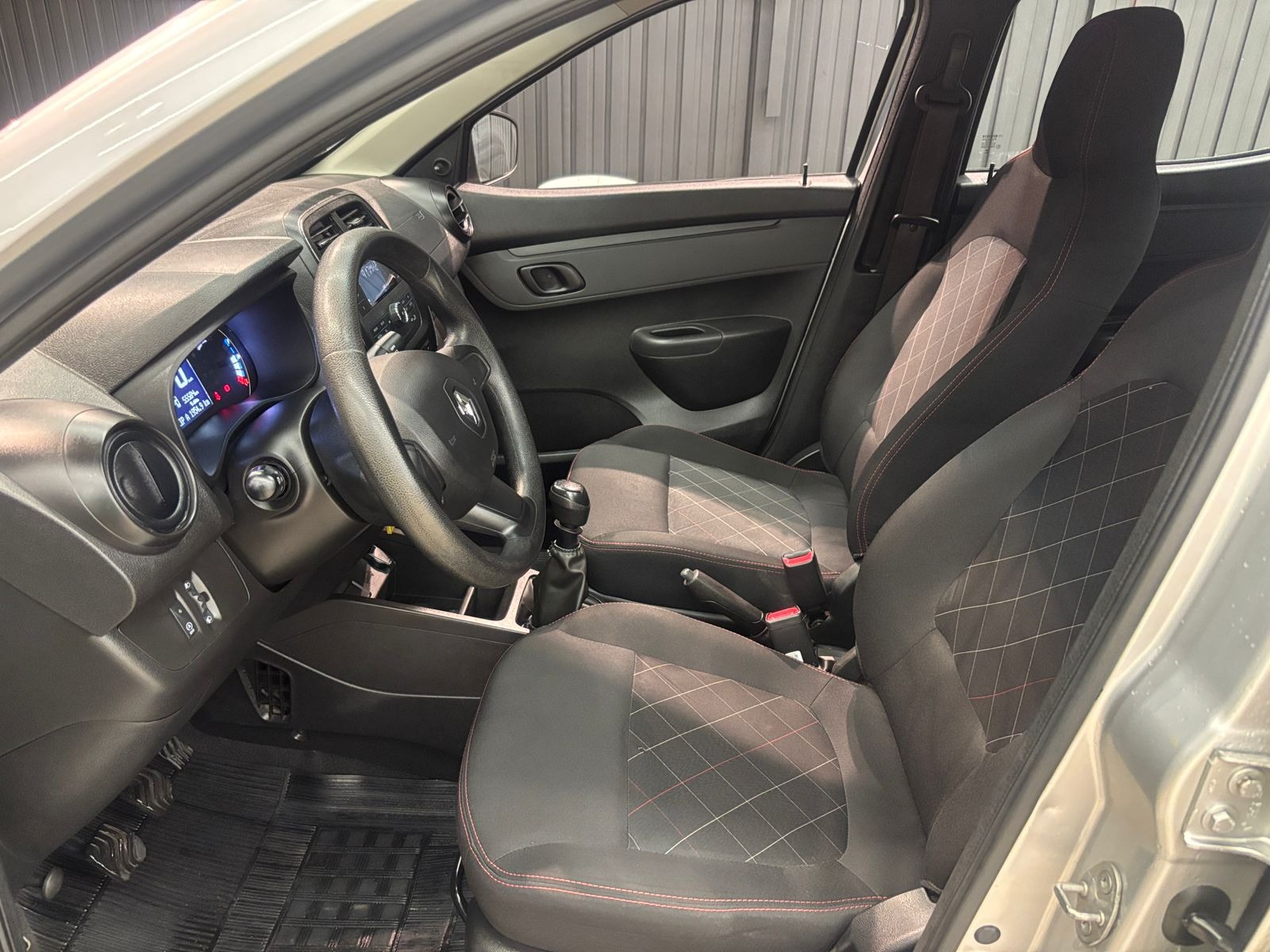 Renault Kwid Zen 1.0 Flex 12V 5P Mec. - foto 13