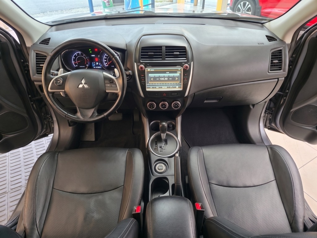 Mitsubishi ASX 2.0 16V 4X4 160cv Aut. - foto 3