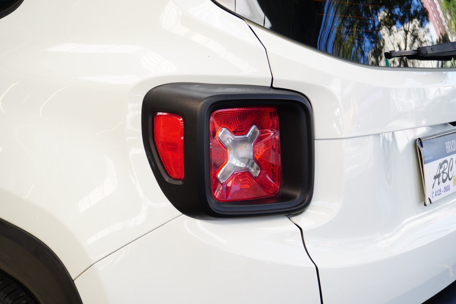 Jeep Renegade Longitude 1.8 4X2 Flex 16V Aut. - foto 18
