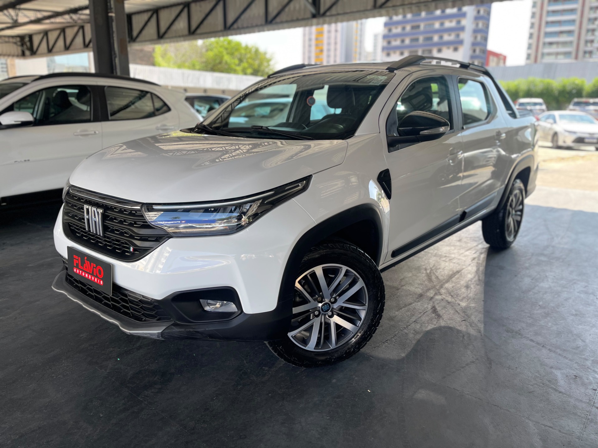 Fiat Strada Volcano 1.3 Flex 8V Cd - foto 2