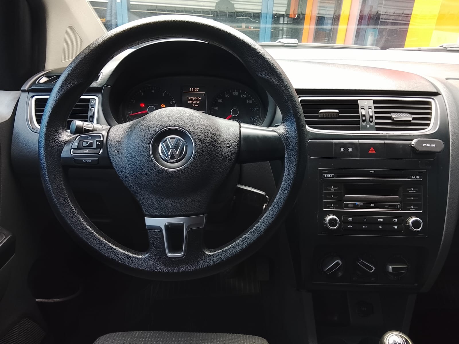 Volkswagen Fox 1.0 Mi Total Flex 8V 5P - foto 6