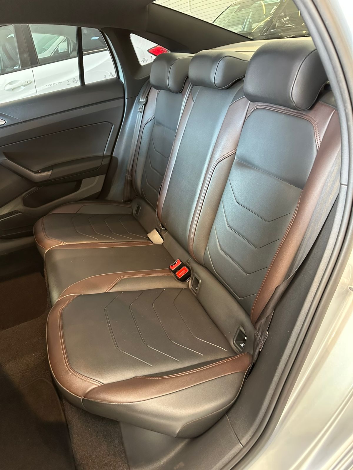 Volkswagen Virtus Highline 200 TSI 1.0 Flex 12V Automático - foto 14
