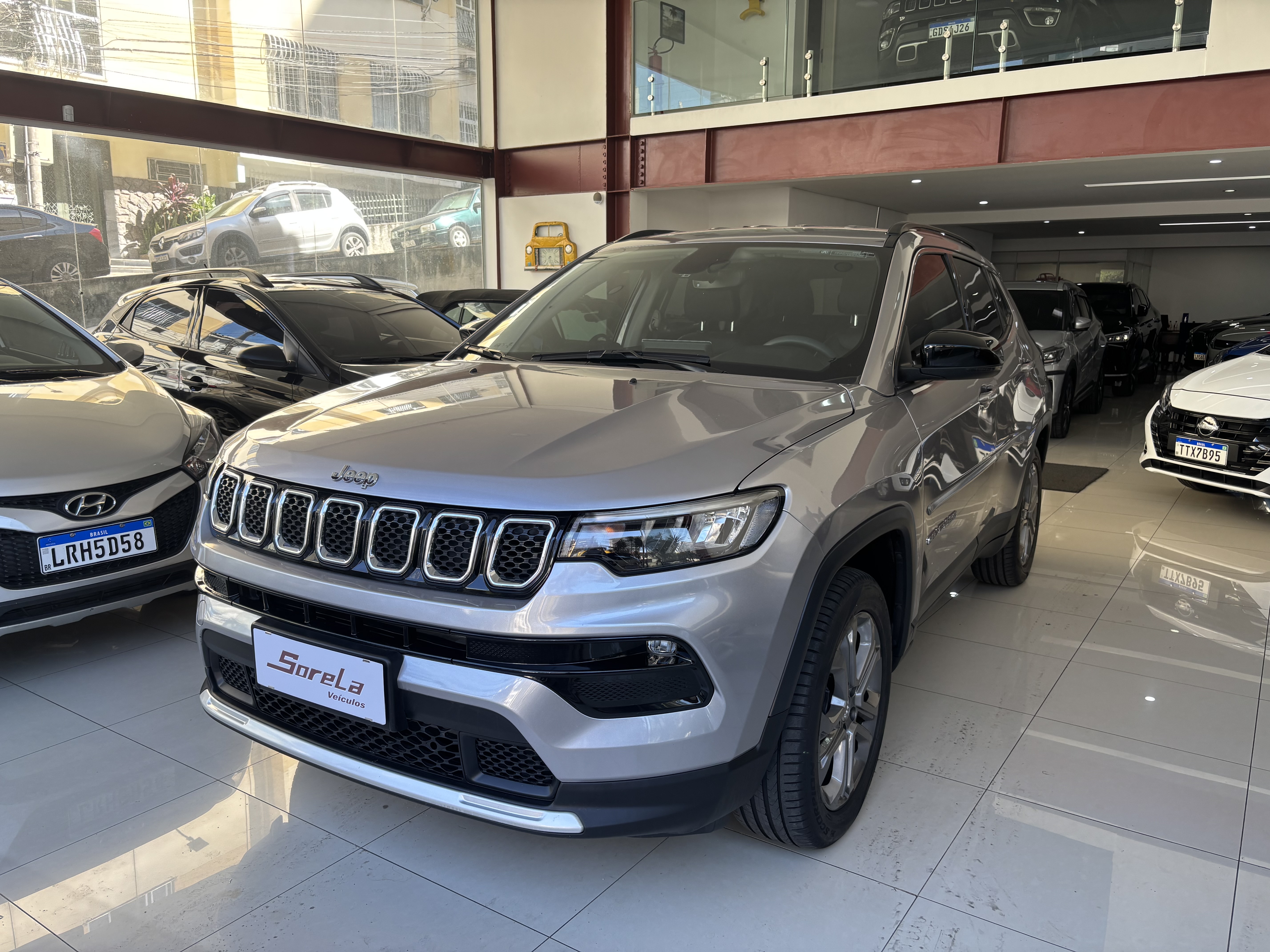 Jeep Compass Long. T270 1.3 Tb 4X2 Flex Aut. - foto 3