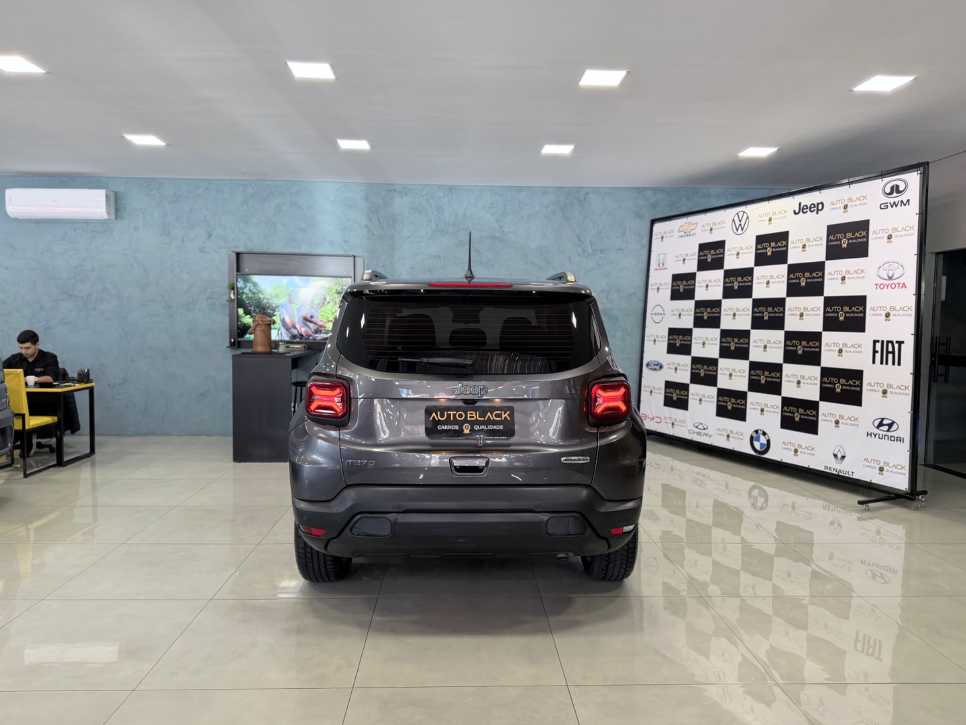 Jeep Renegade Long. T270 1.3 Tb 4X2 Flex Aut. - foto 2