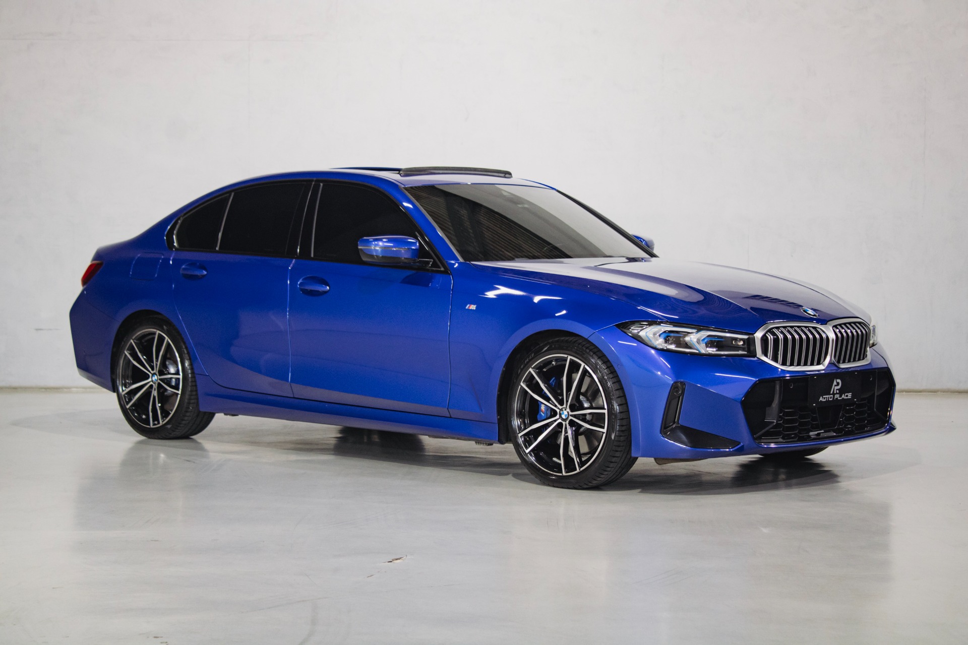 BMW 320i 2024 à venda