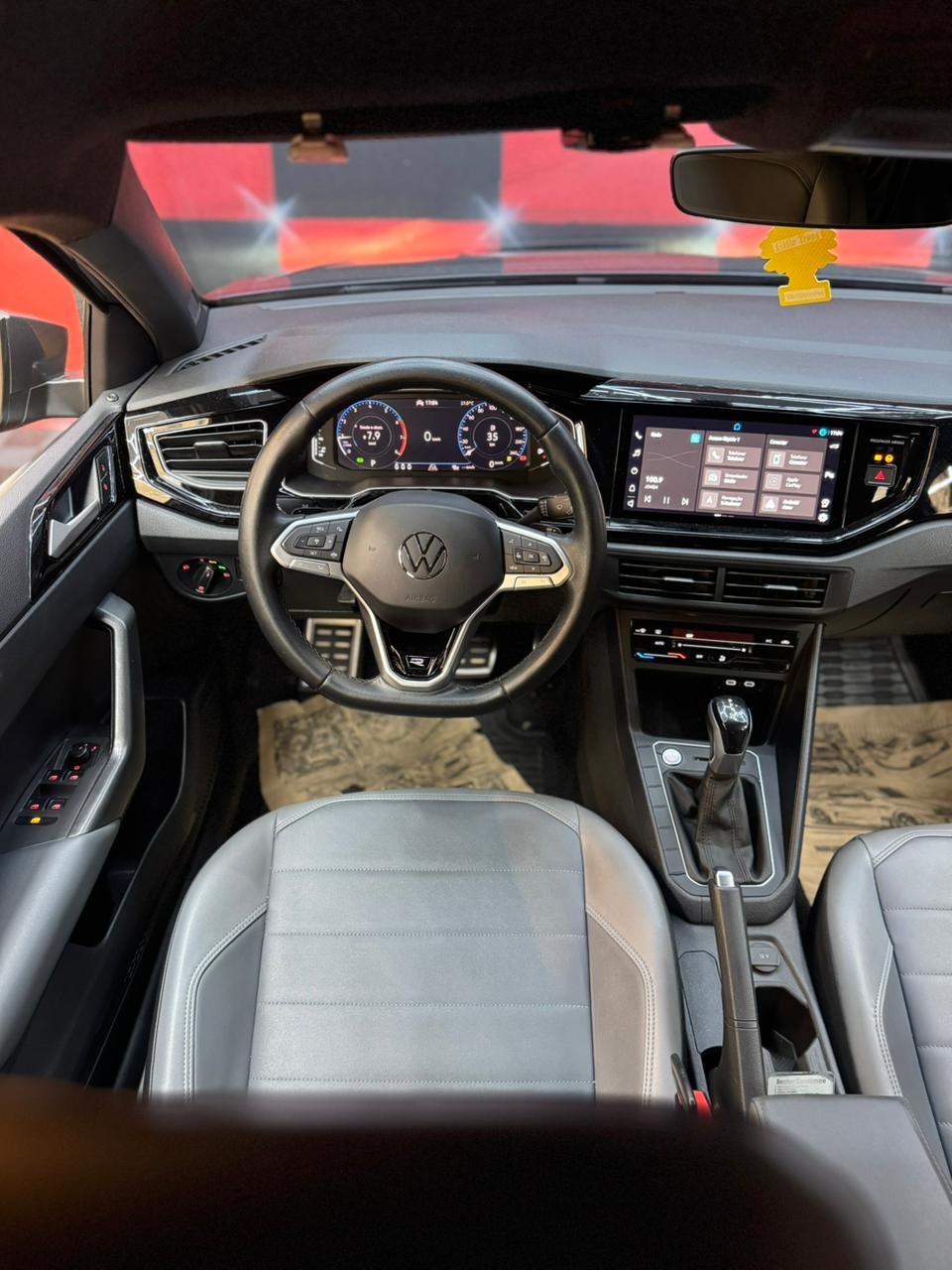 Volkswagen Nivus Highline 1.0 200 TSI Flex Aut. - foto 2