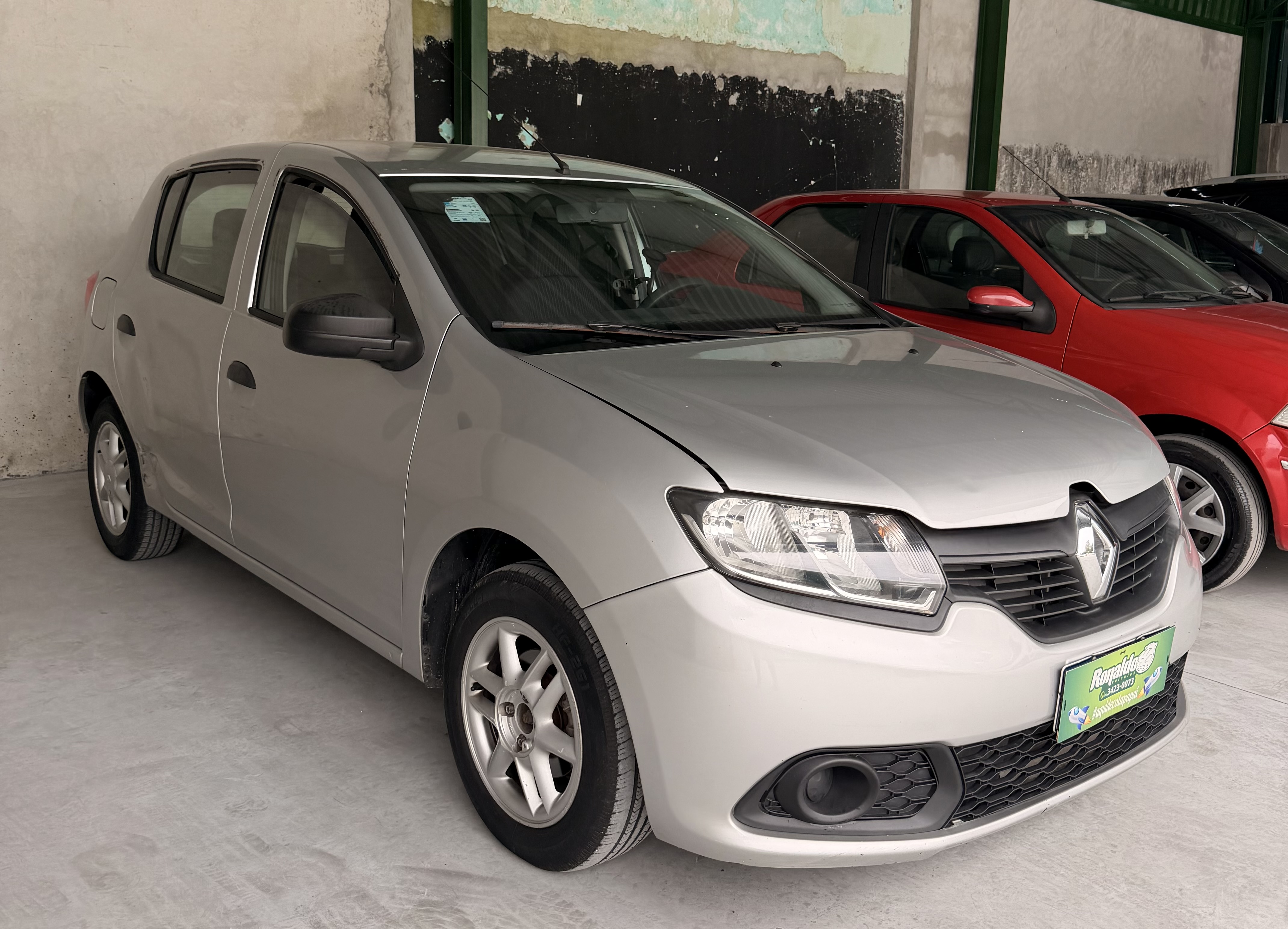 Renault Sandero Authentique Flex 1.0 12V 5P - foto 2