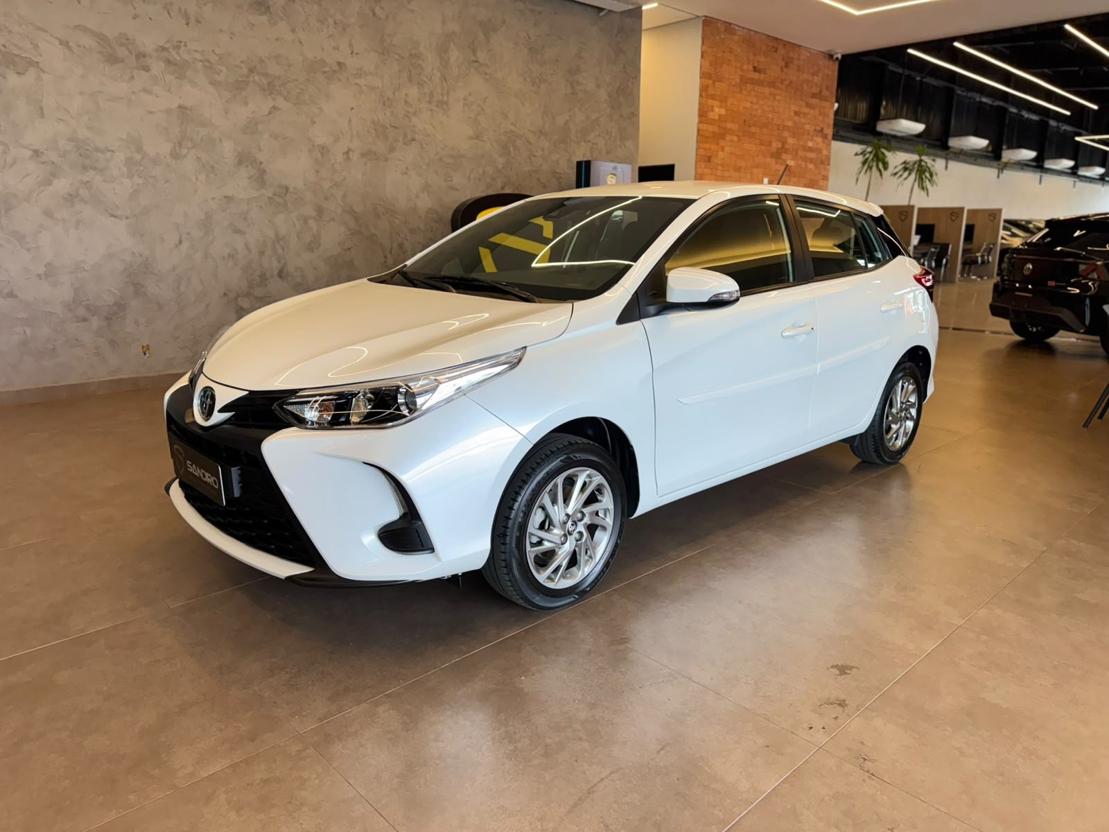 Toyota Yaris 2023 à venda