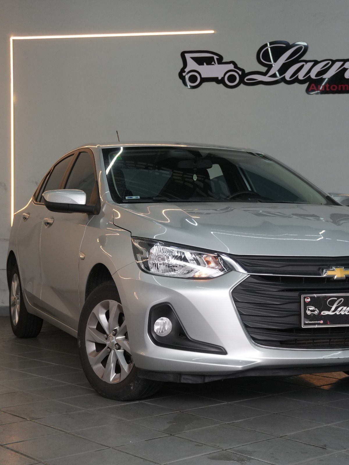 Chevrolet Onix Plus Sedan Plus LTZ 1.0 12V Tb Flex Aut. - foto 3
