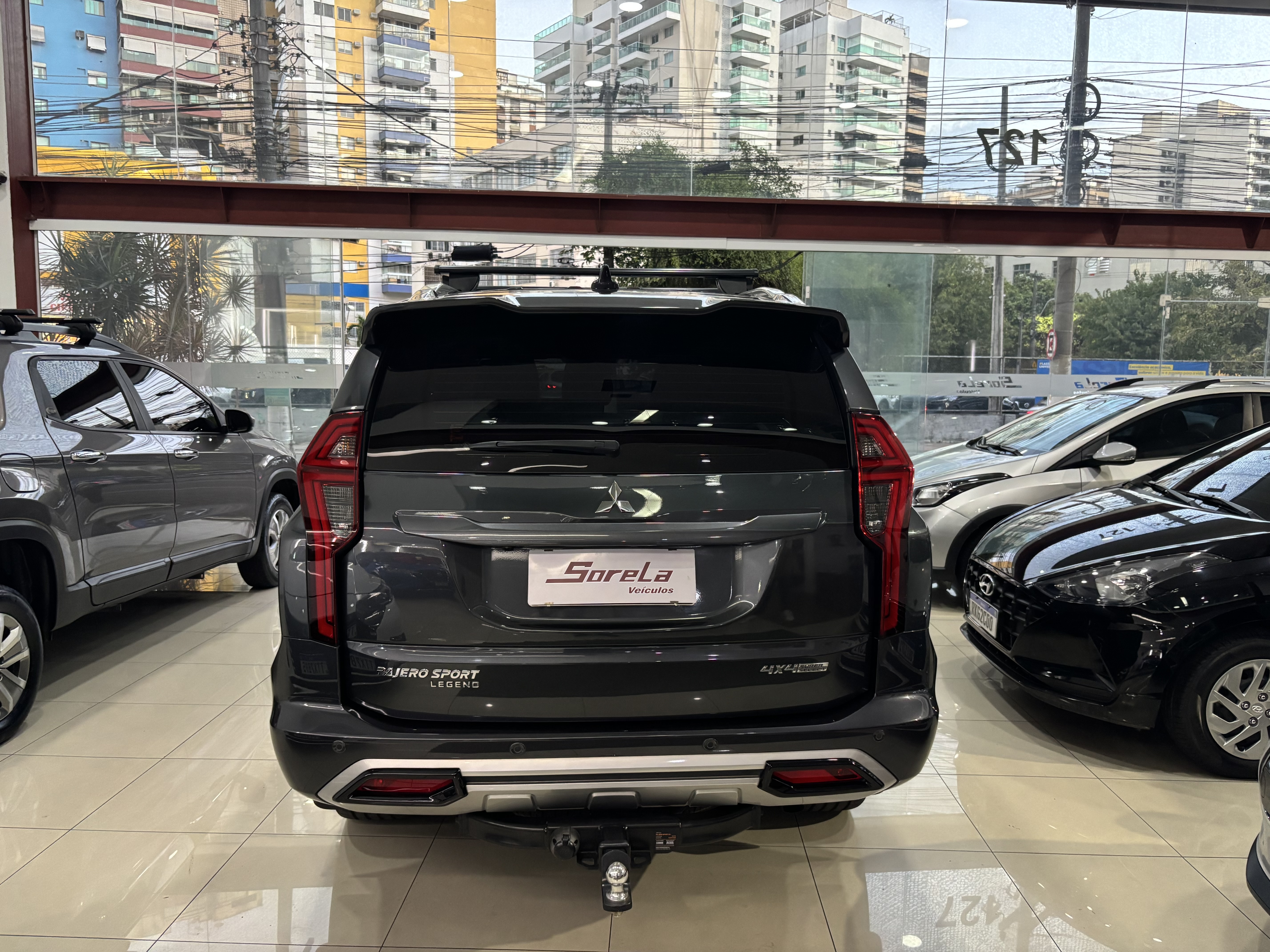 Mitsubishi Pajero Sport Sport Legend 2.4 4X4 Diesel Aut. - foto 5