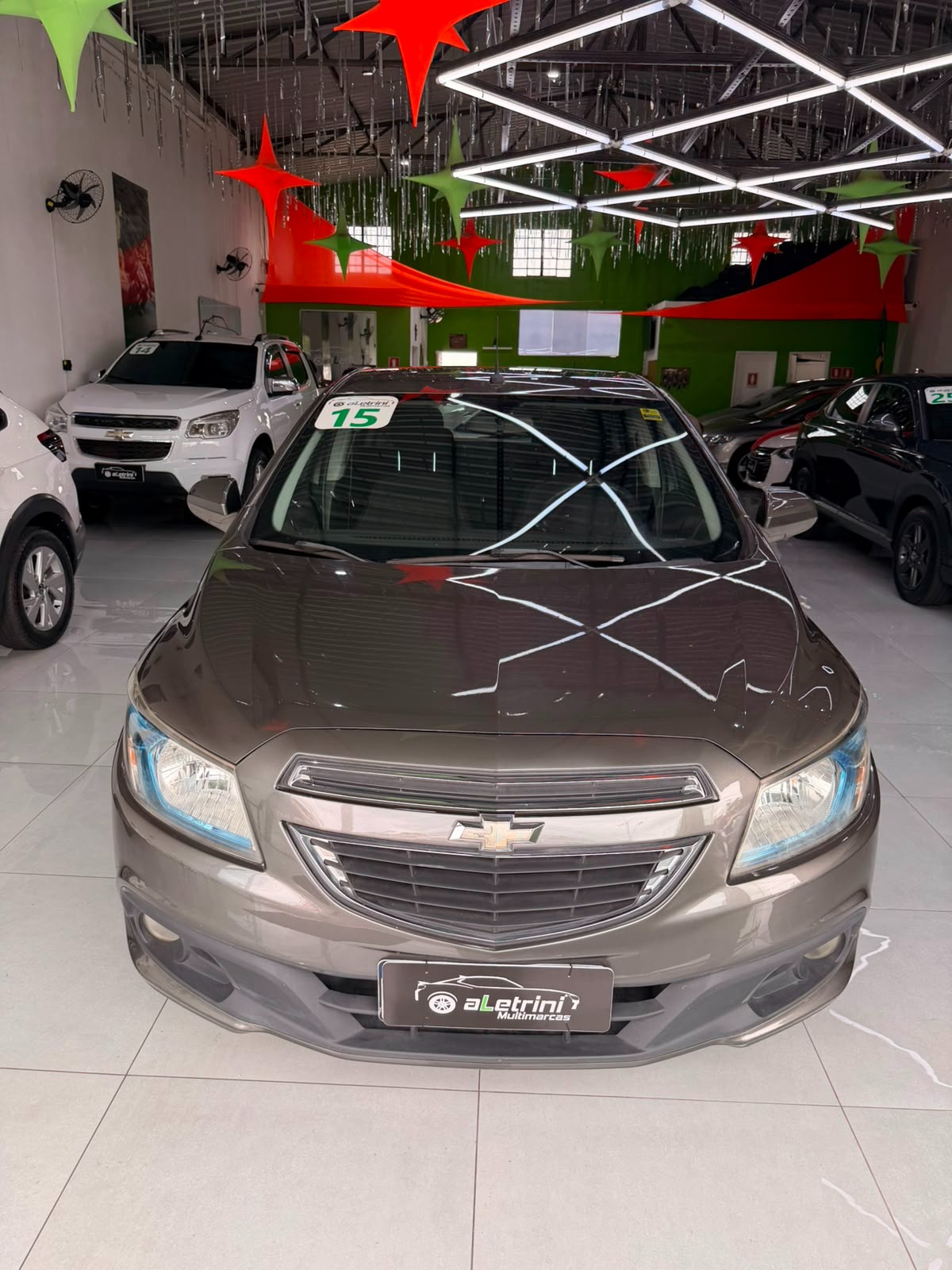 Chevrolet Onix Hatch LT 1.4 8V Flexpower 5P Mec. - foto 2