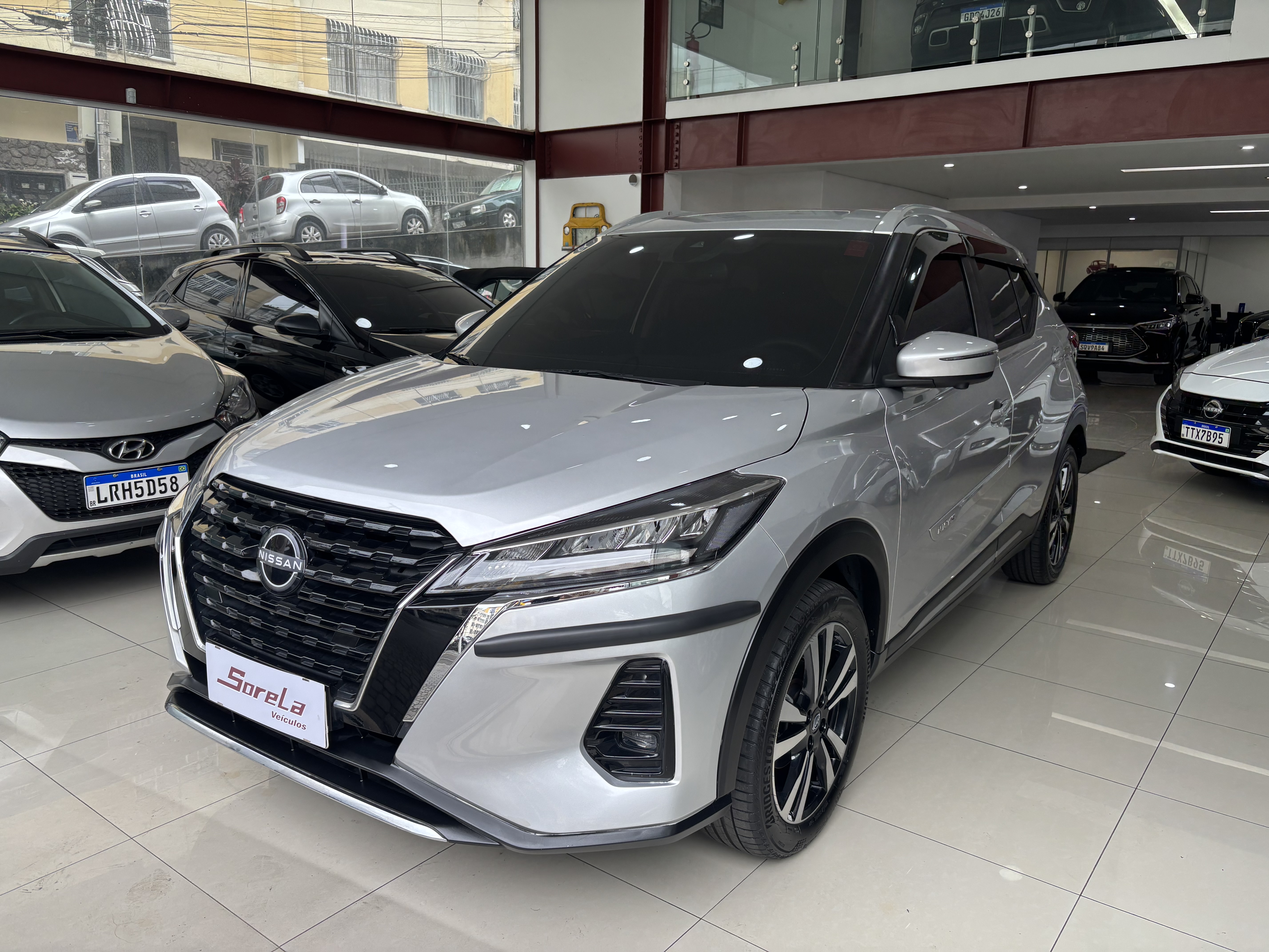 Nissan Kicks Exclusive 1.6 16V Flex Aut. - foto 3
