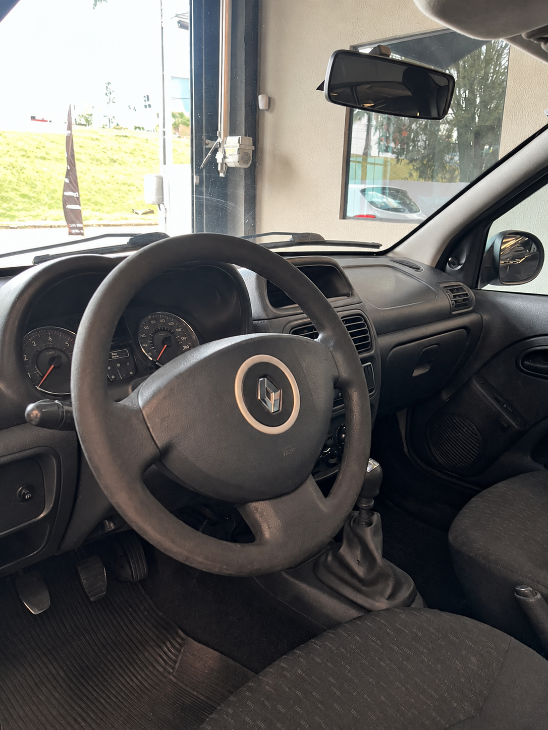 Renault Clio Authentique 1.0 1.0 Hi Power 16V 3P - foto 3