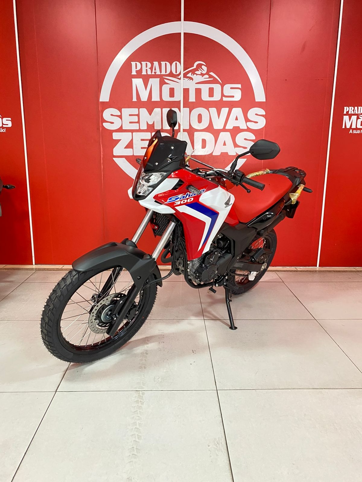 SAHARA 300 RALLY ABS FLEX