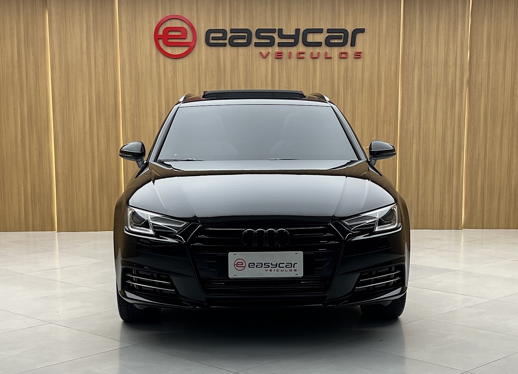 Audi A4 2.0 Avant Ambie. 2.0 16V TFSI S Tron. - foto 2