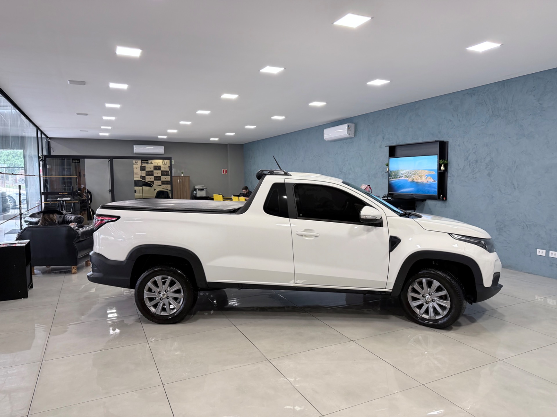 Fiat Strada Freedom 1.3 Flex 8V Cs Plus - foto 4