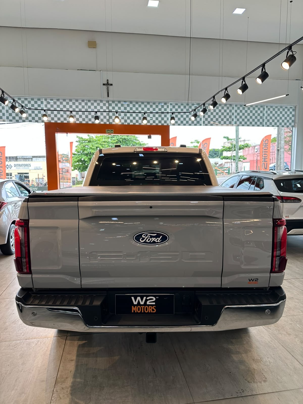 Ford F-150 Lariat 4X4 5.0 V8 - foto 3