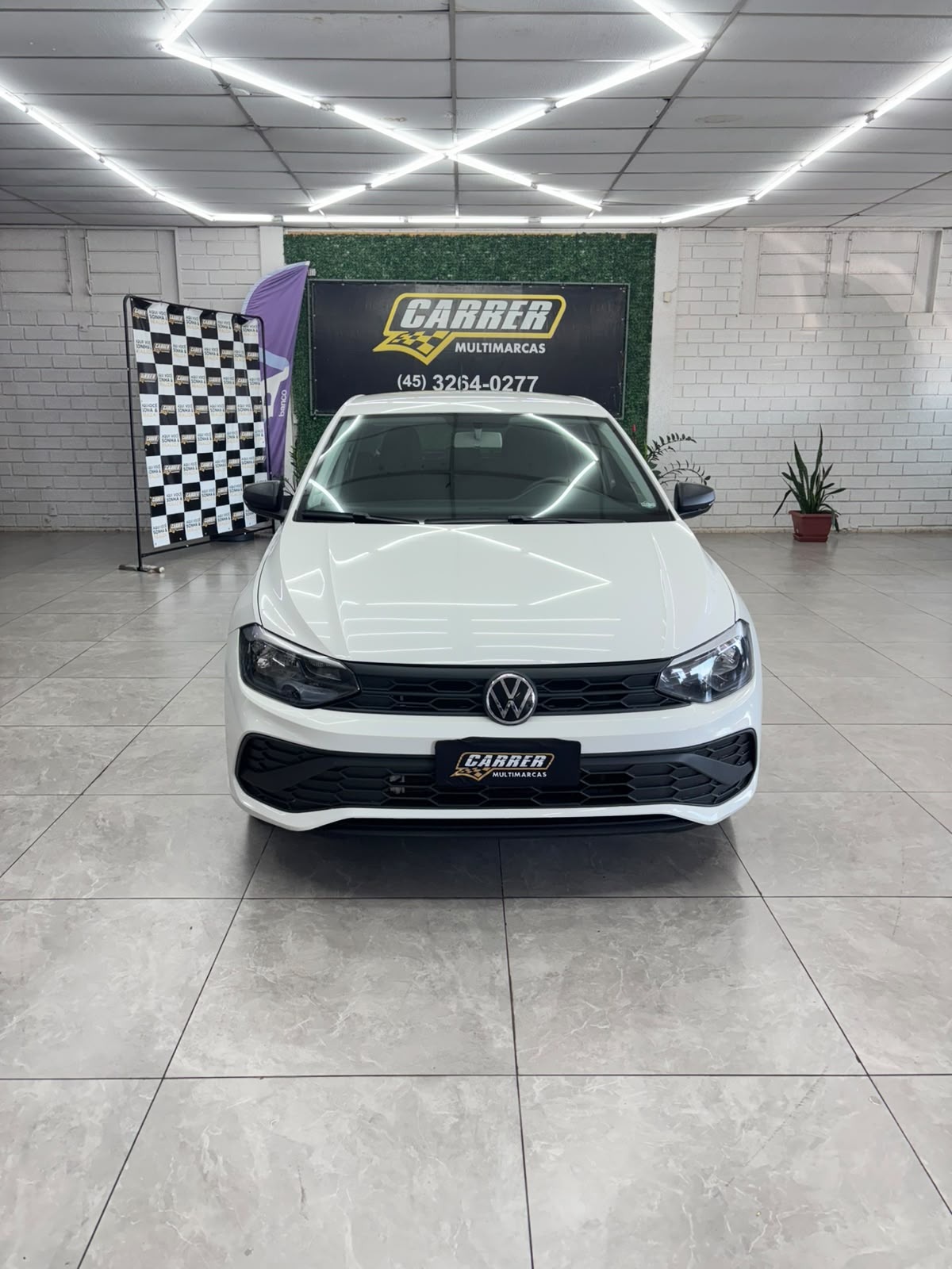 Volkswagen Polo Track 1.0 Flex 12V 5P - foto 2