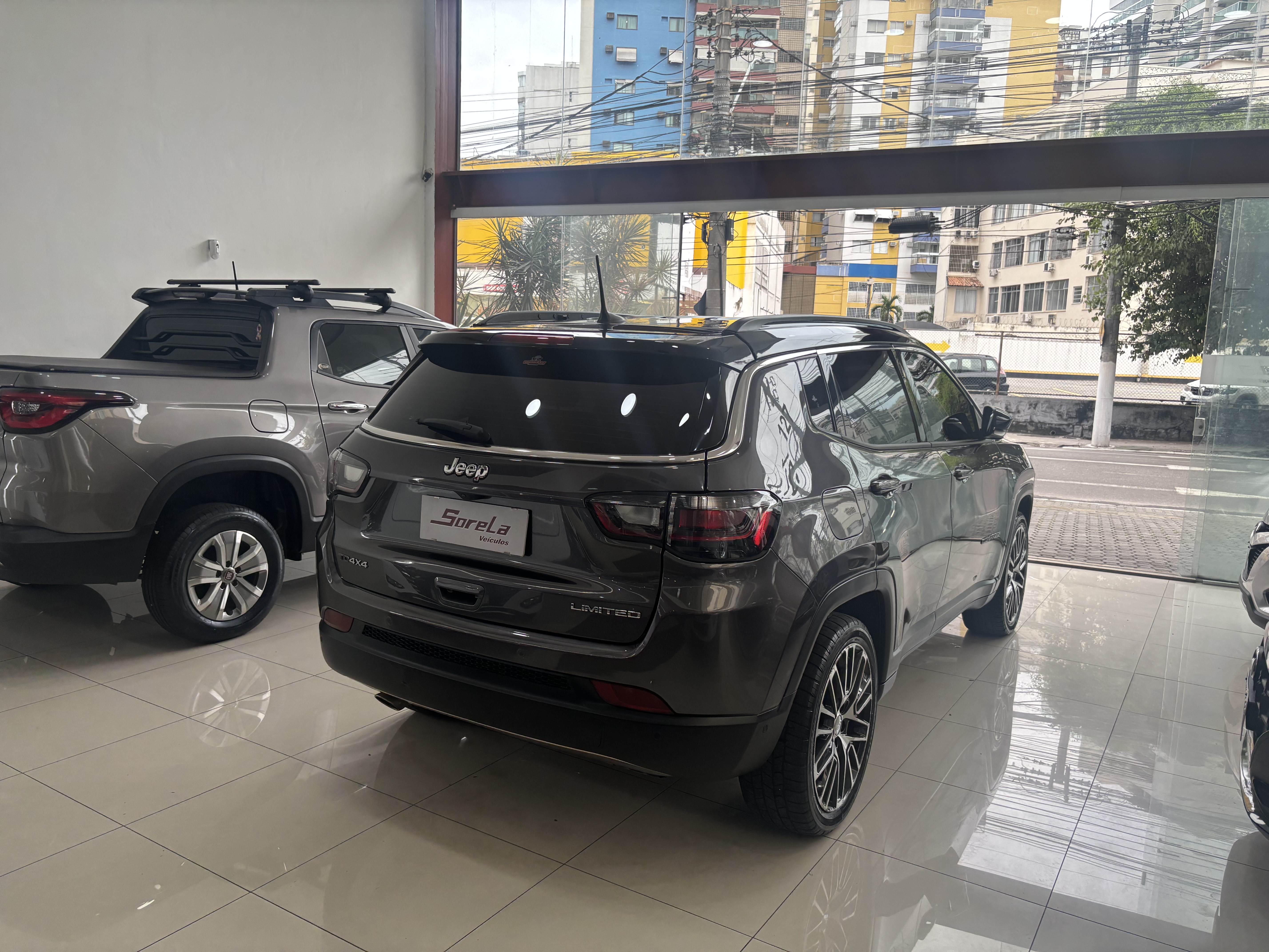 Jeep Compass Limited Td 350 2.0 4X4 Die. Aut. - foto 2