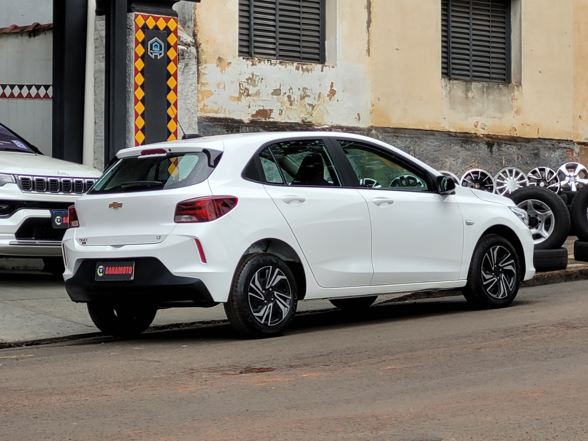 Chevrolet Onix Hatch 1.0 12V Flex 5P Mec. - foto 2