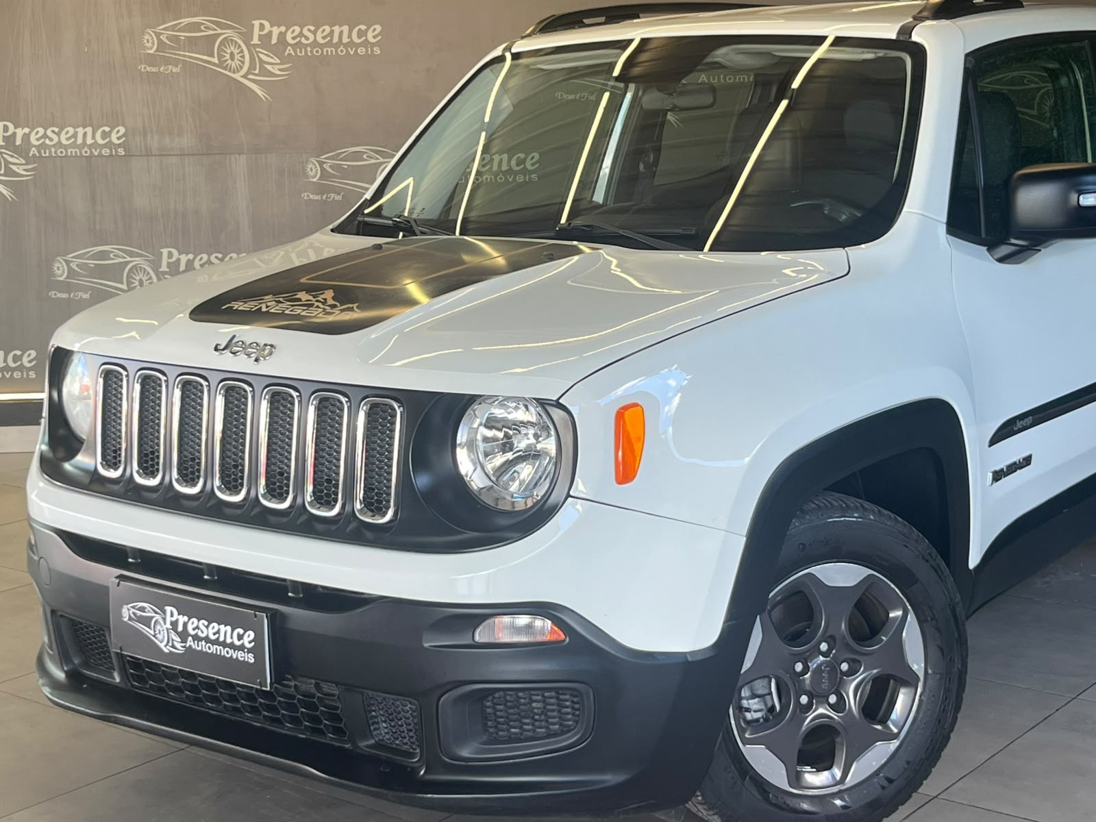 Jeep Renegade 1.8 4X2 Flex 16V Aut. - foto 2