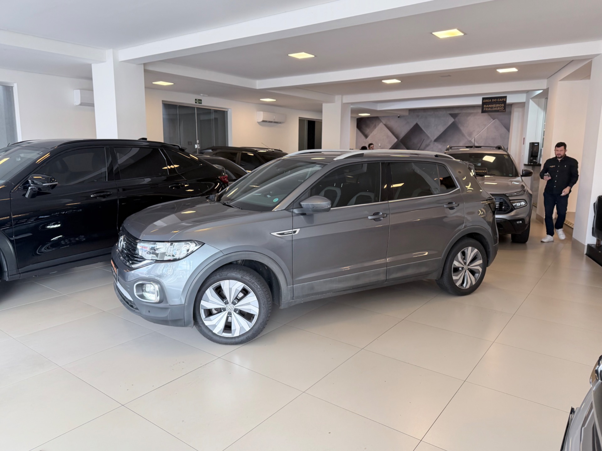 Volkswagen T-Cross Hig. 250 TSI 1.4 Flex 16V 5P Automático - foto 3