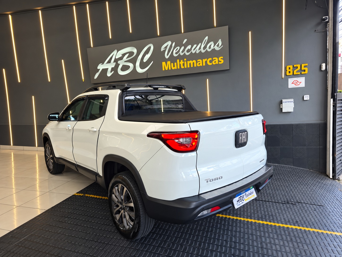 Fiat Toro Freedom 1.8 16V Flex Aut. - foto 2