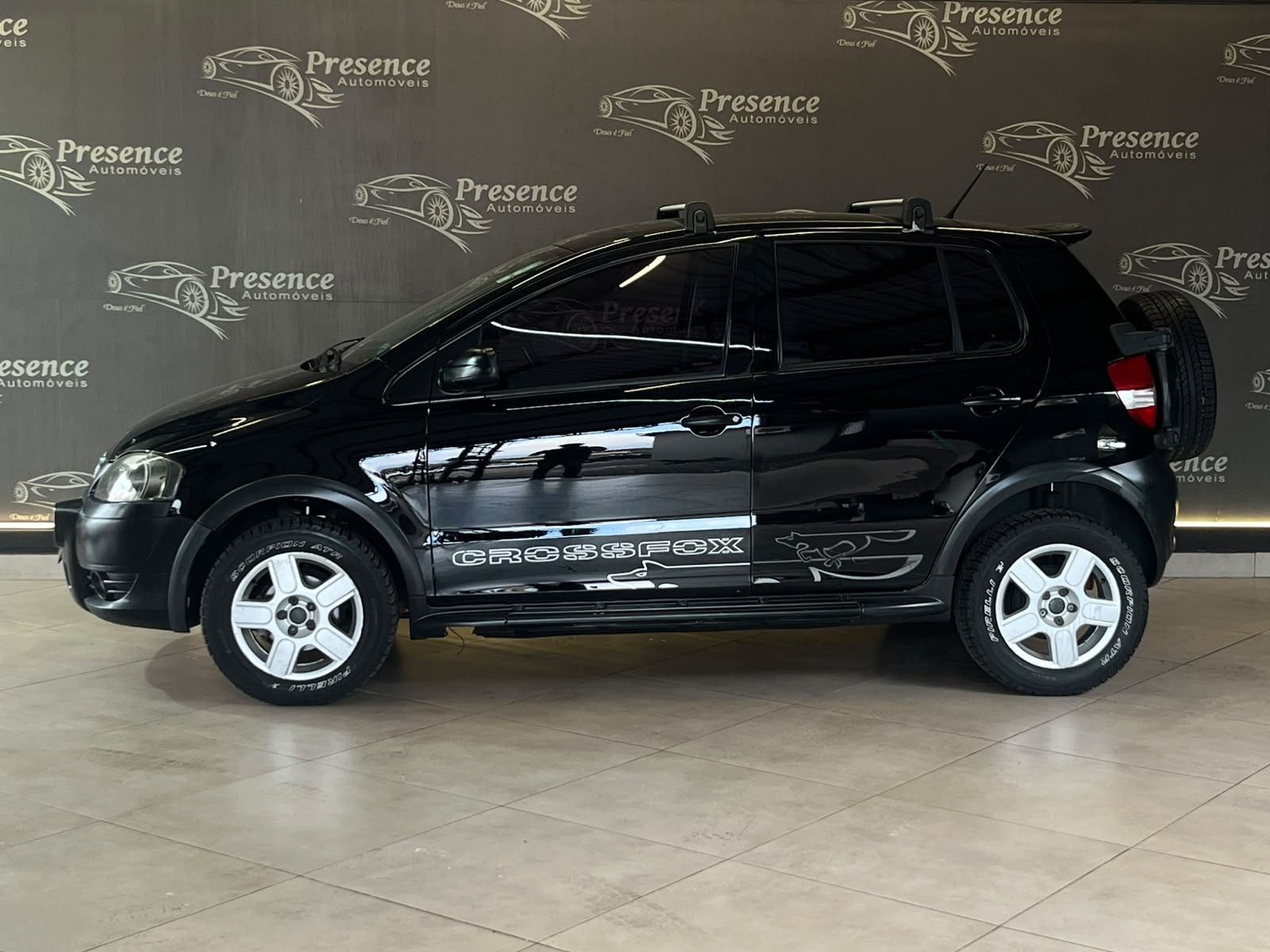 Volkswagen CrossFox 1.6 Mi Total Flex 8V 5P - foto 4