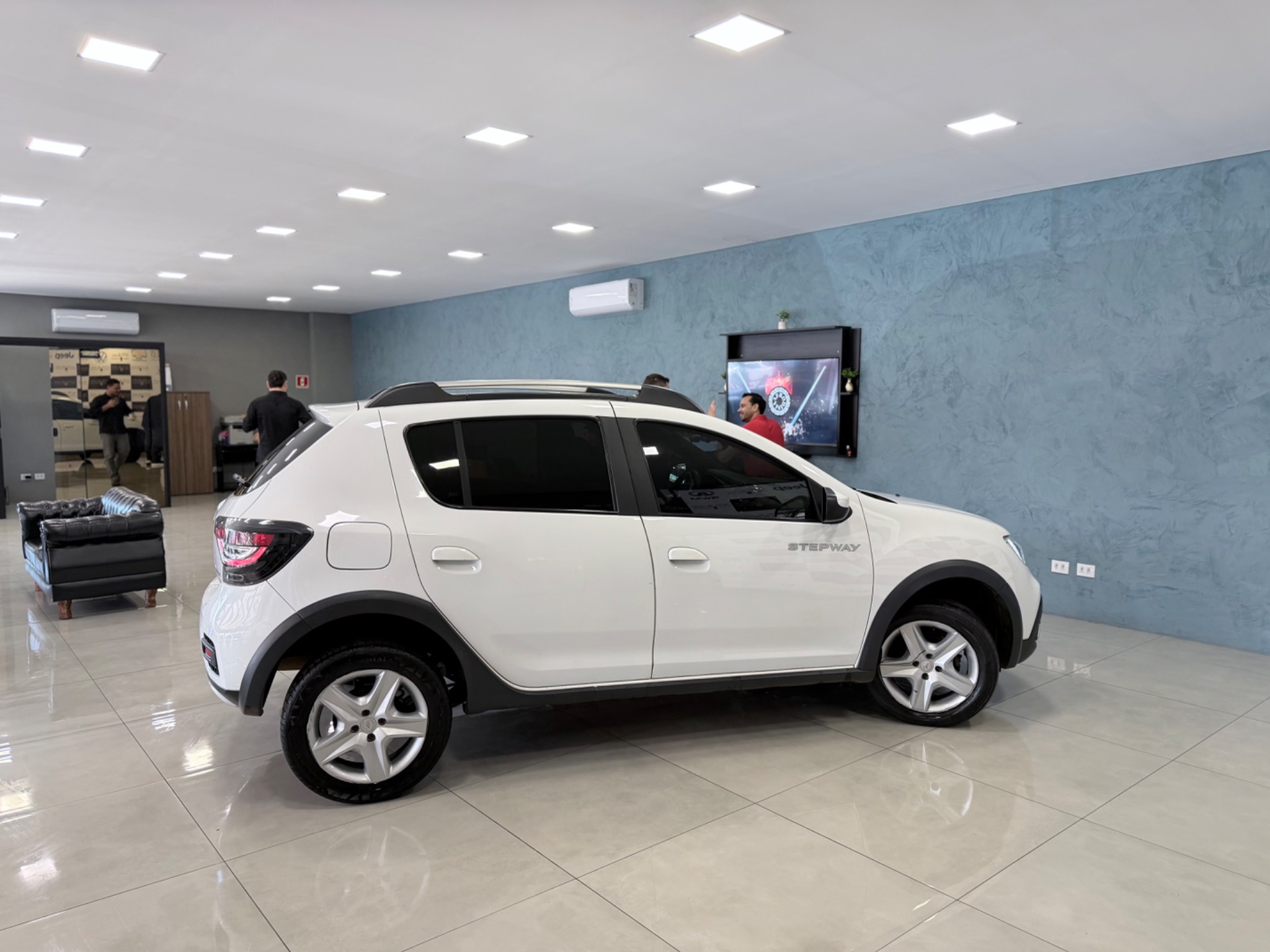 Renault Sandero Zen Flex 1.6 16V 5P Mec. - foto 2