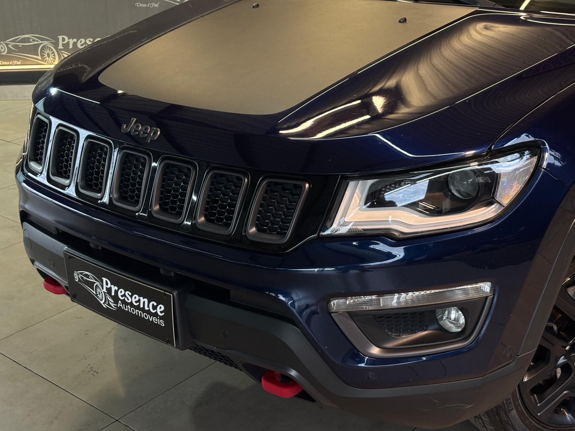 Jeep Compass Trailhawk 2.0 4X4 Dies. 16V Aut. - foto 3