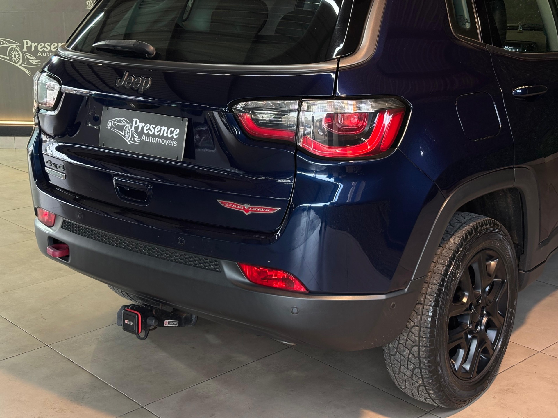 Jeep Compass Trailhawk 2.0 4X4 Dies. 16V Aut. - foto 7