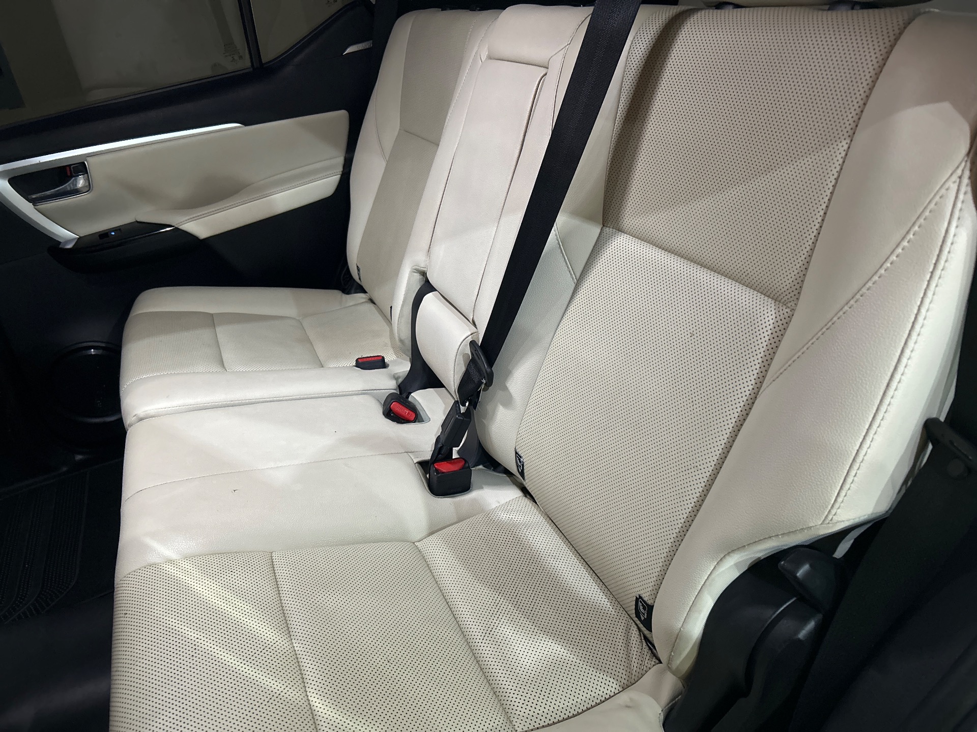 Toyota SW4 Srx Diamo. 4X4 2.8 Tb Die Aut. - foto 8