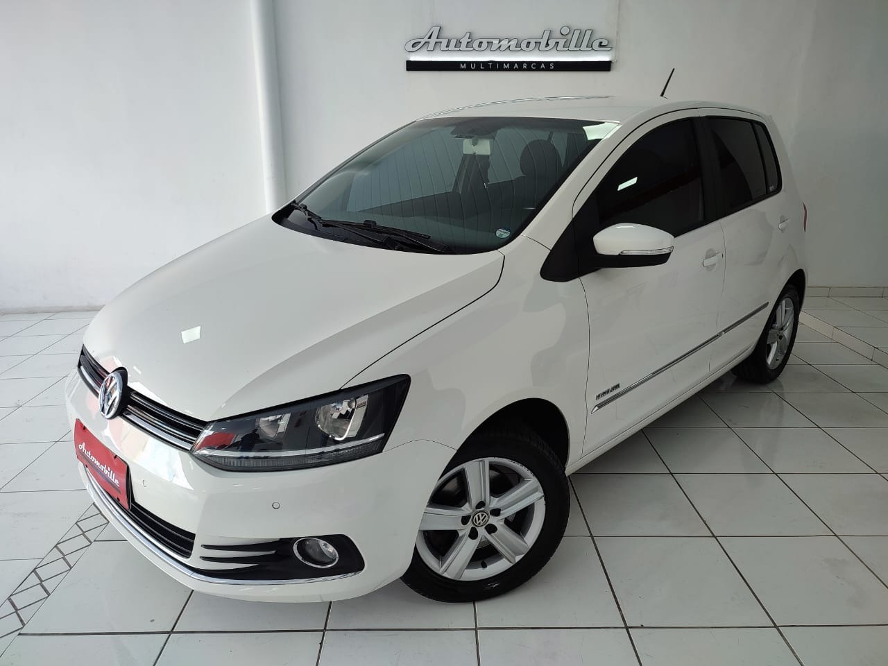 VolksWagen Fox Highline1.6 Flex 16V 5p Flex 4 portas, câmbio Manual em ...