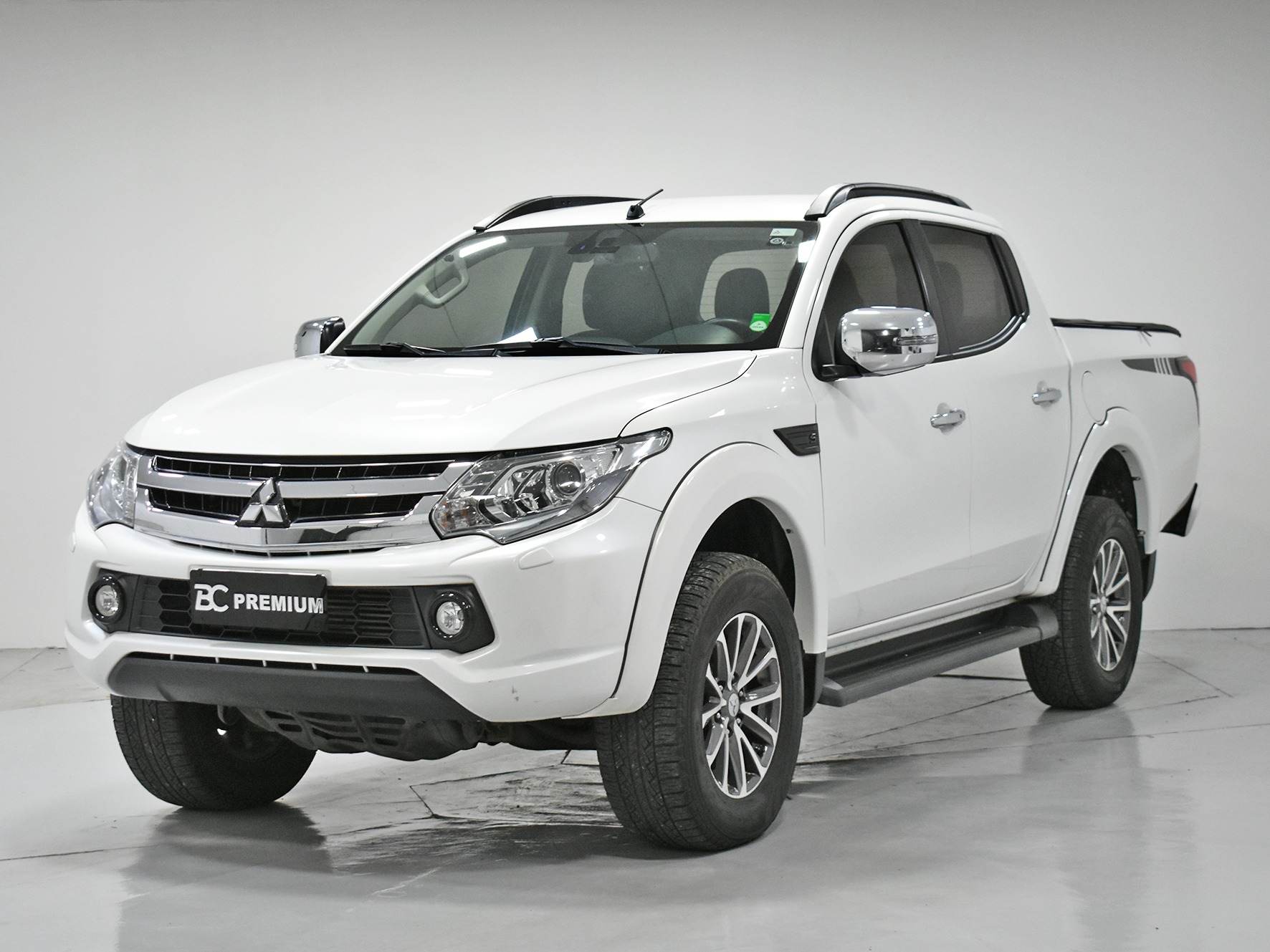 Mitsubishi L200 Triton Sport HPE-S 2.4 CD Dies. Aut Diesel 4 portas ...
