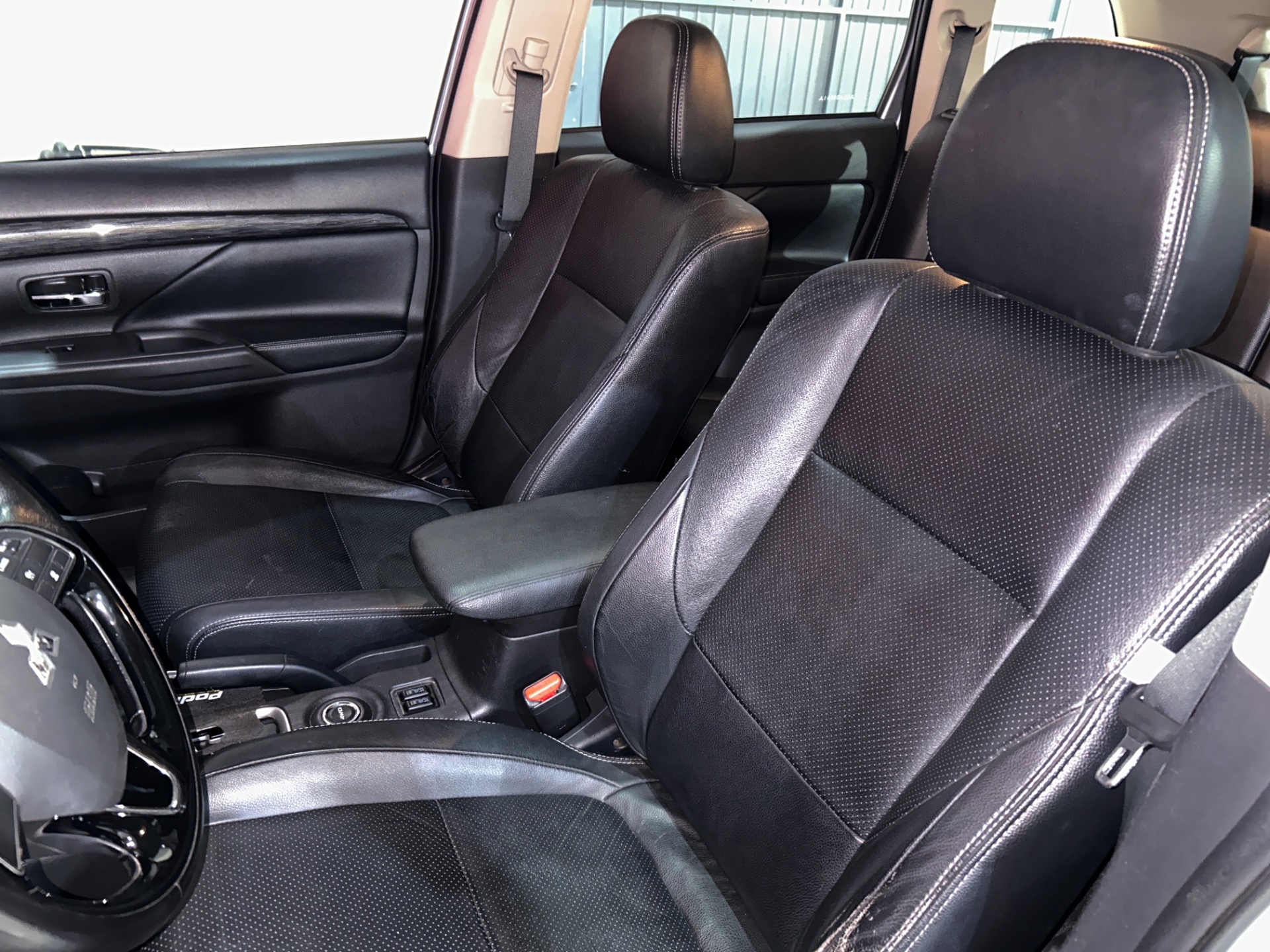 Mitsubishi Outlander 3.0 GT 3.0 V6 Aut. - foto 7