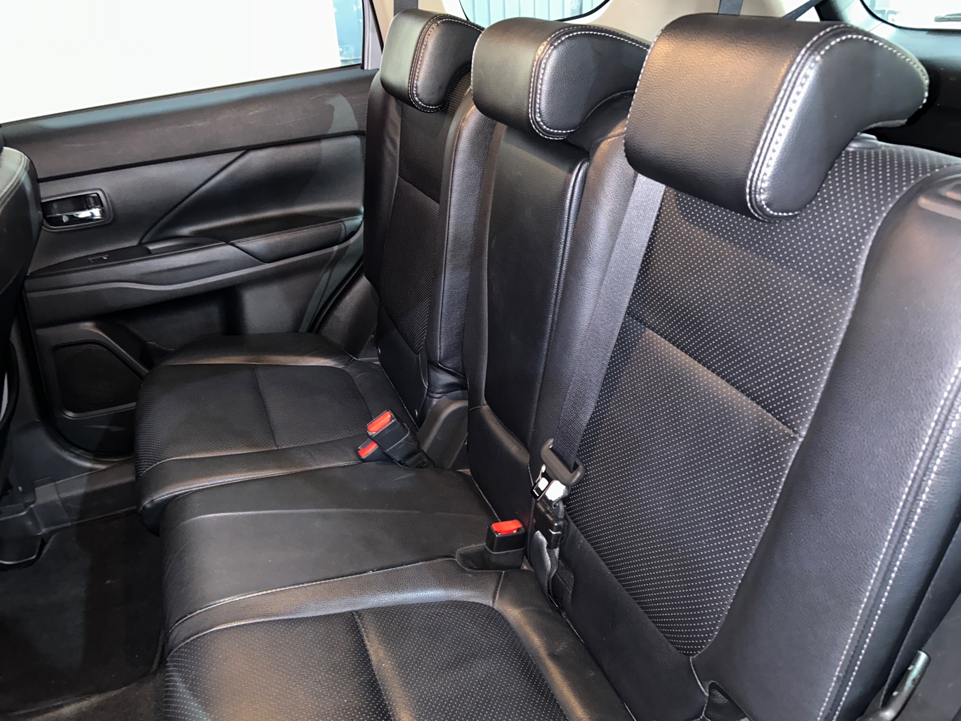 Mitsubishi Outlander 3.0 GT 3.0 V6 Aut. - foto 8