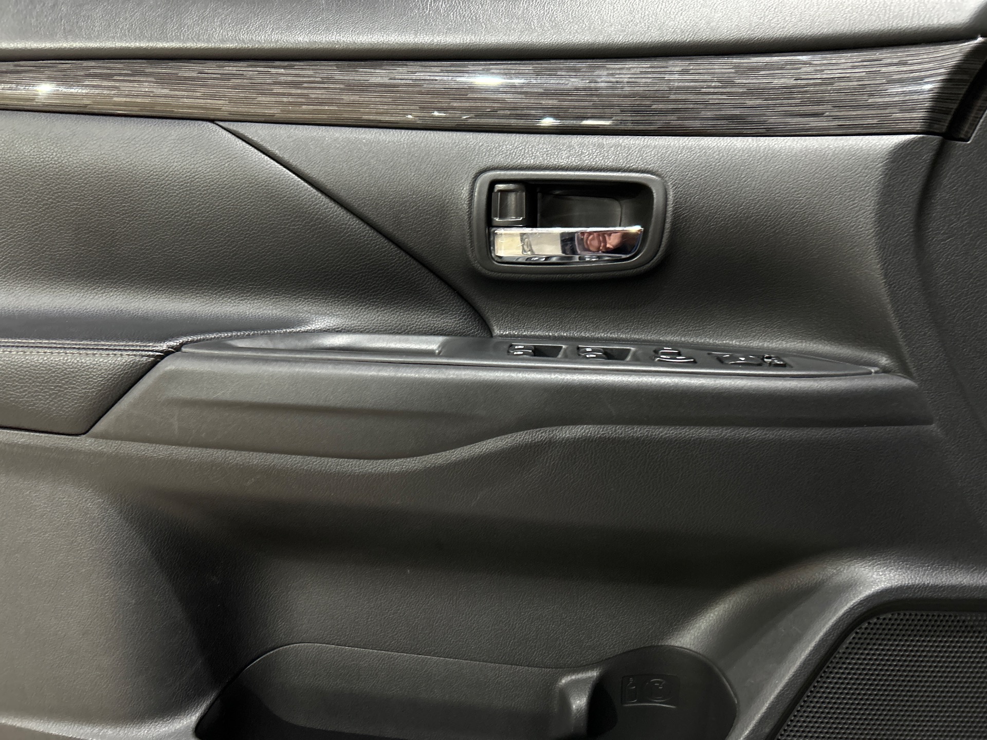 Mitsubishi Outlander 3.0 GT 3.0 V6 Aut. - foto 10