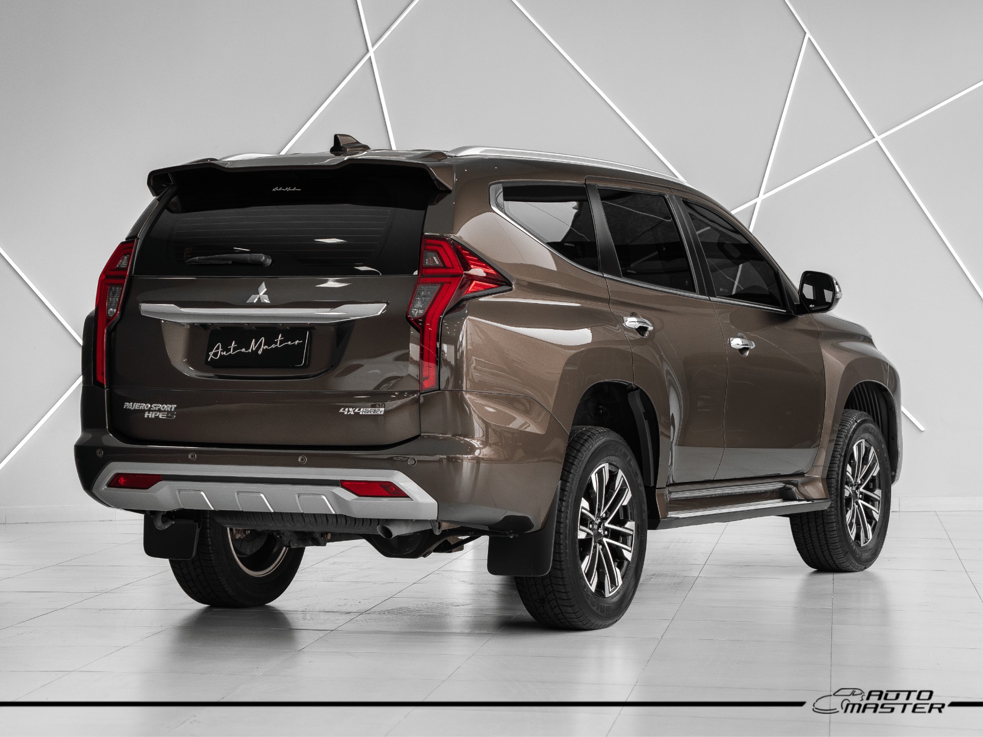 Mitsubishi Pajero 2022
