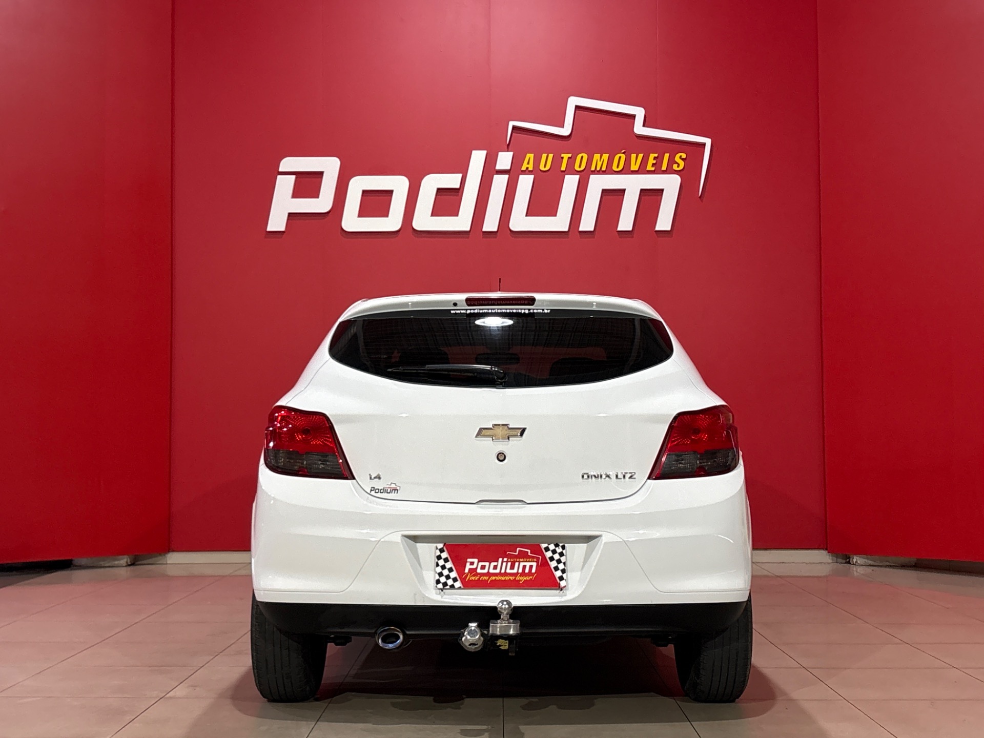 Chevrolet Onix Hatch LTZ 1.4 8V Flexpower 5P Mec. - foto 4